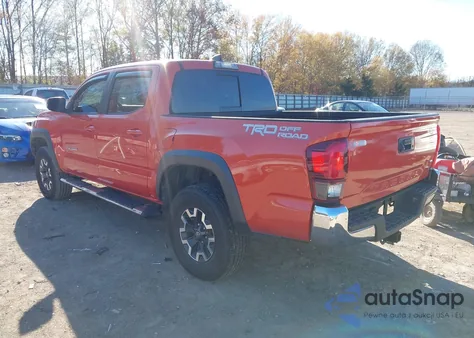 2018 Toyota Tacoma Trd Off Road z USA, uszkodzony, nr VIN 3TMAZ5CN9JM060159